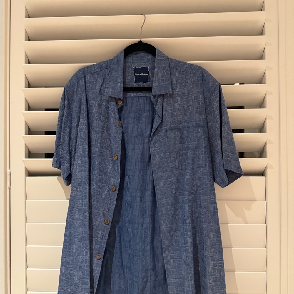Tommy Bahama Textured Blue Button-Up Shirt